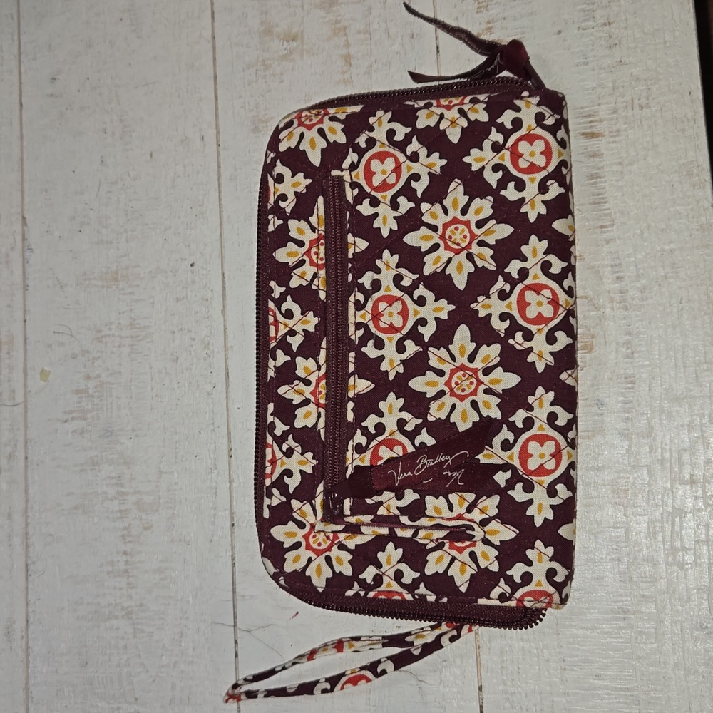 NWOT VERA BRADLEY WALLET/WRISTLET